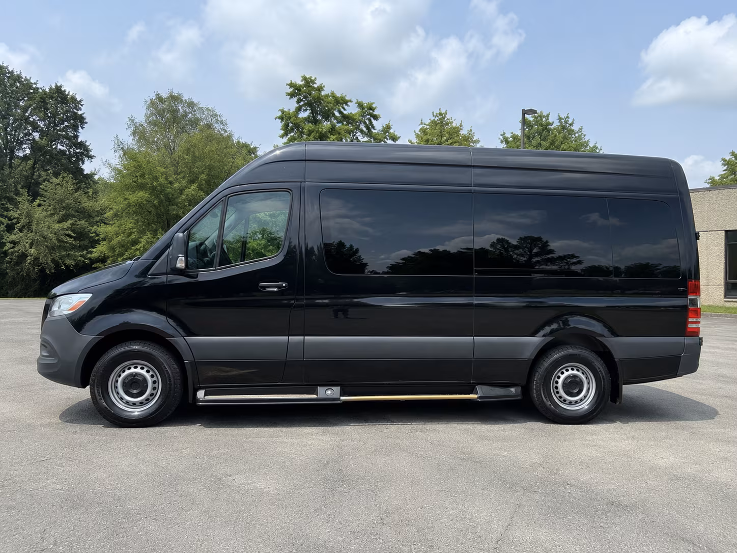 Norfolk Wedding Transportation & Shuttle Service
